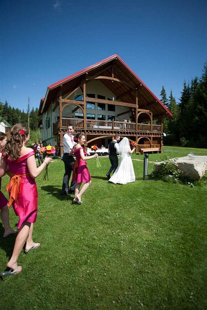 Heather Mountain Lodge Rogers Pass Exterior photo