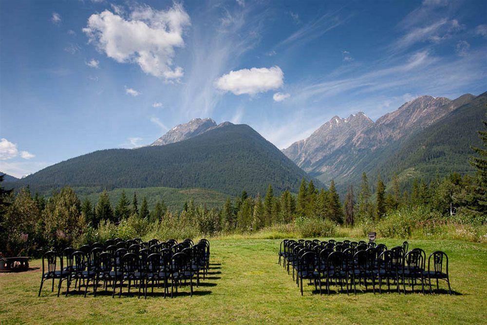 Heather Mountain Lodge Rogers Pass Exterior photo